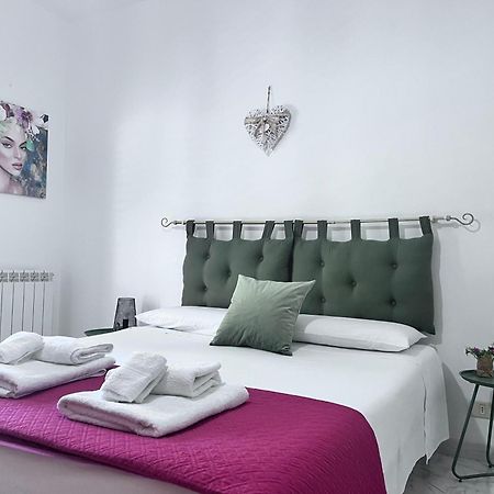 Appartamento Il Sole 2 Piano 레알몬테 외부 사진