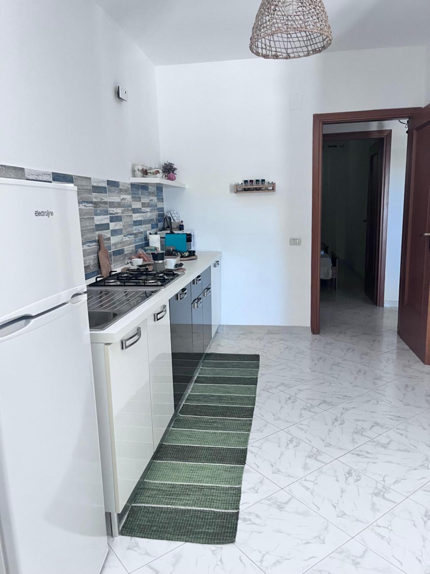 Appartamento Il Sole 2 Piano 레알몬테 외부 사진